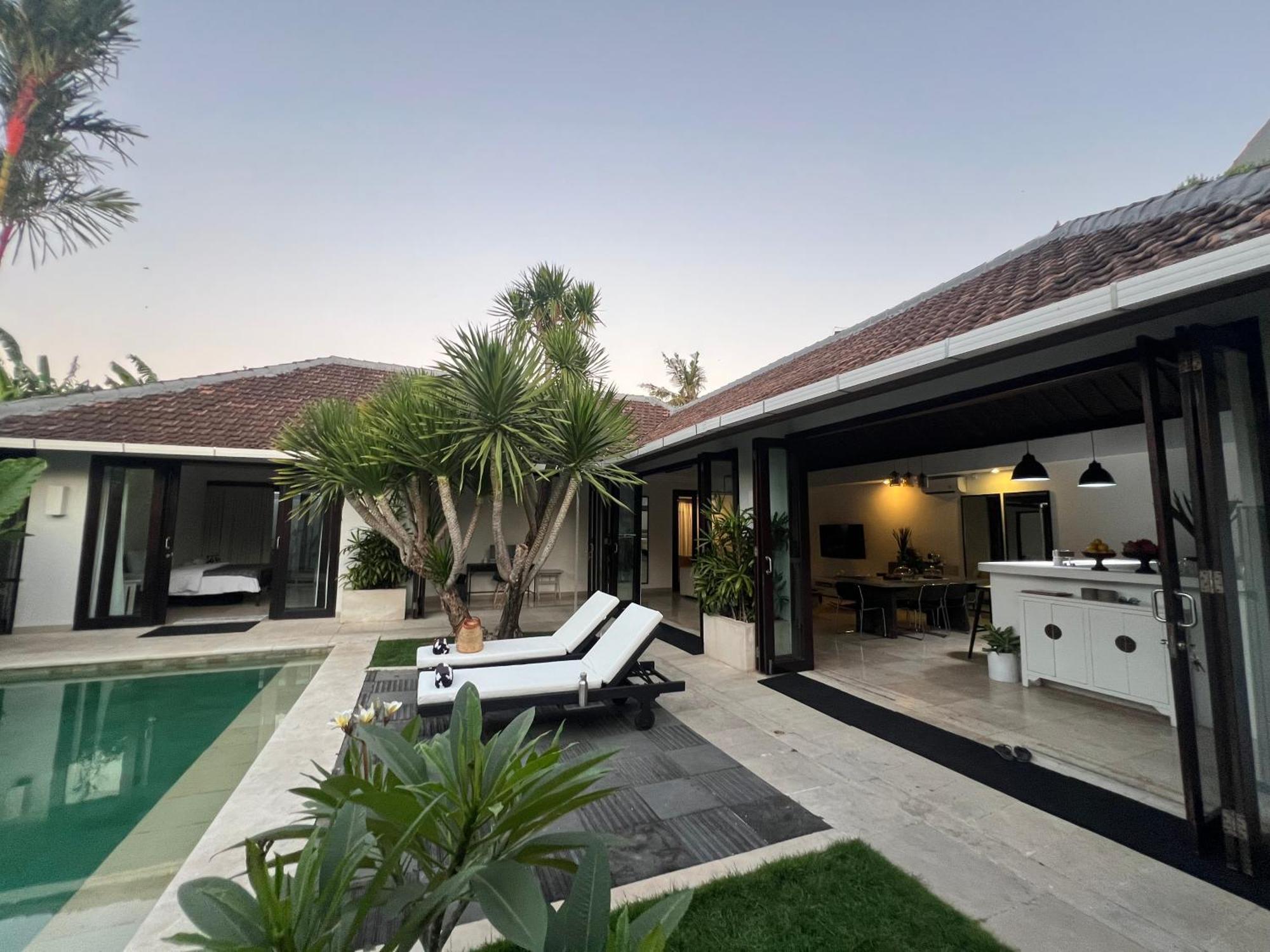 Вилла The Mia Bali Керобокан Экстерьер фото